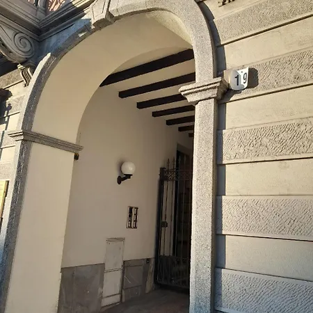 Apartments Como Lägenhet *