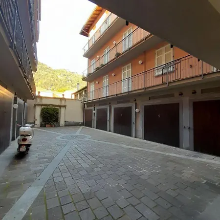 Apartments Como Como